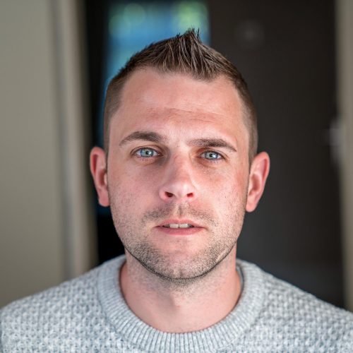 portrait-of-mid-thirties-male-with-facial-stubble-Z3QJBGZ.jpg portrait-of-mid-thirties-male-with-facial-stubble-Z3QJBGZ.jpg